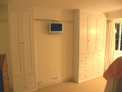 wardrobes fitted in alcoves